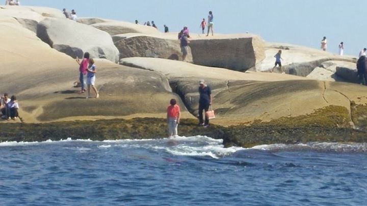 Stay away from the water's edge at Peggys Cove